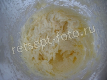 Пирог с клюквой и орехами