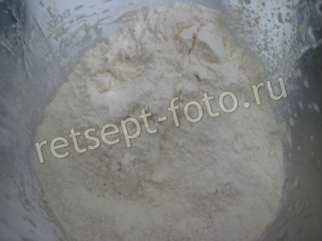Пирог с клюквой и орехами