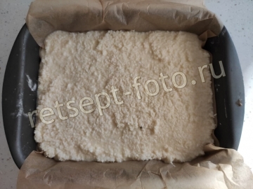 Пирог с кокосовой стружкой и сгущенкой