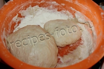 Пирог с курицей и картошкой на дрожжевом тесте