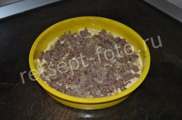 Пирог с мясом на жидком тесте