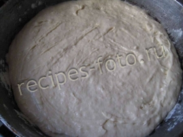 Пирог со шпротами и картошкой