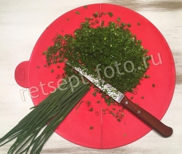Пирожки с яйцом и луком в духовке