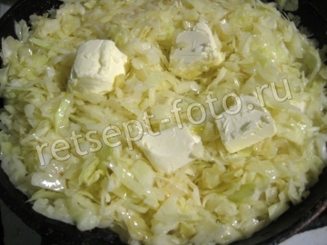 Пирожки с капустой и яйцом в духовке