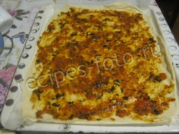 Пицца с грибами и брокколи