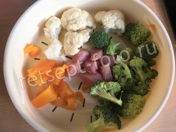 Пюре из индейки с овощами и булгуром для ребенка от 1 года