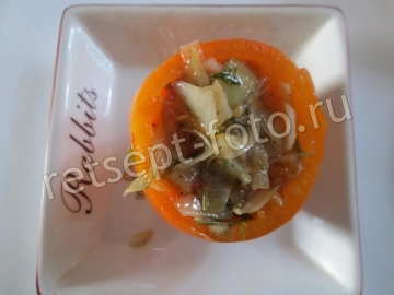 Помидоры фаршированные мясом и овощами