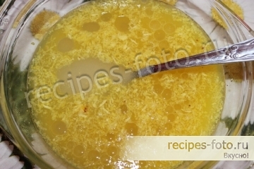 Праздничный кекс с изюмом и апельсиновым соком в духовке
