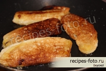 Жареные бананы в кляре