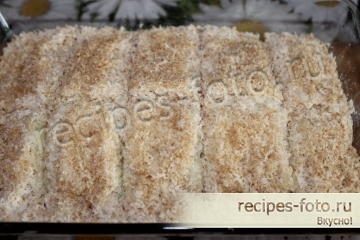 Простой кокосовый пирог со сливками