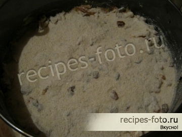 Простой пирог с яблоками без яиц