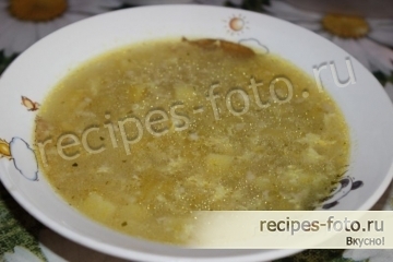 Простой суп с яйцом и вермишелью