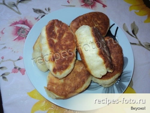 Жареные пирожки с капустой