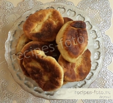 Пирожки жареные с картошкой и мясом