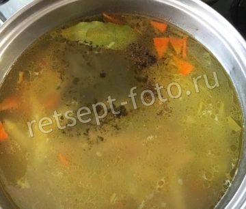 Рассольник со свининой и перловкой