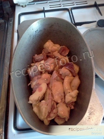 Плов из перловки с курицей