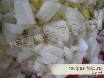 Салат с крабовыми палочками и рисом