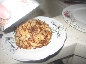 Рис с макаронами и рыбой в кляре
