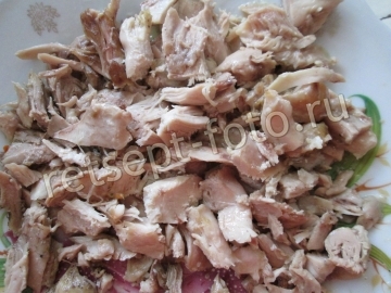 Рис с овощами и курицей на сковороде