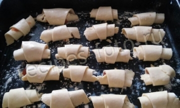 Рогалики из песочного теста с повидлом