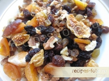 Рождественская кутья с изюмом, маком и сухофруктами из перловки