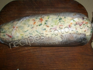 Рулет из селедки с яйцом и с желатином
