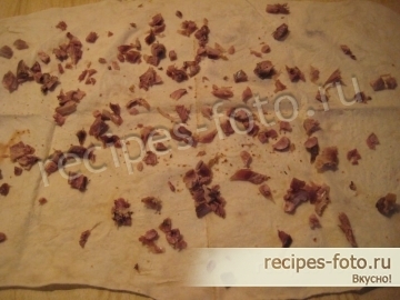 Рулеты из лаваша с курицей и грибами для закуски