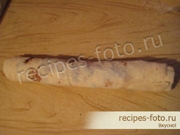 Рулеты из лаваша с курицей и грибами для закуски