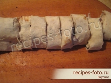 Рулеты из лаваша с курицей и грибами для закуски