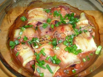 Рулетики из кабачков с курицей и сыром