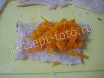 Рулетики из рыбы с овощами в духовке