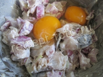 Рыбная шарлотка со скумбрией