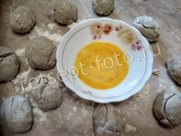 Ржаные булочки с семечками подсолнуха