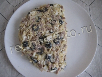 Салат "Арбузная долька" с курицей