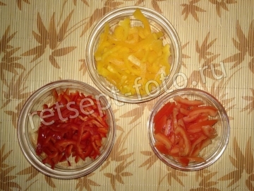 Салат "Коралловый риф" с крабовыми палочками