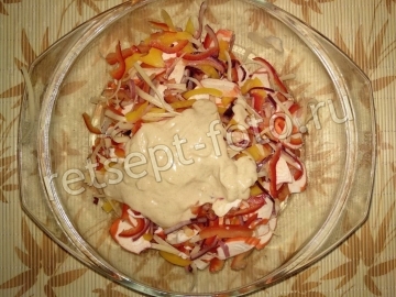 Салат "Коралловый риф" с крабовыми палочками