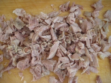 Салат "Оливье" с курицей