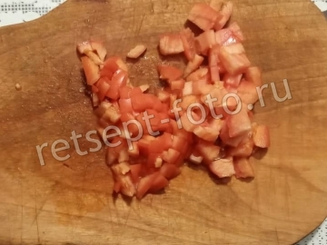 Салат "Ромашка" с чипсами кучками