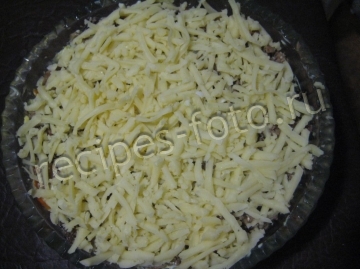 Салат "Рыбки в пруду" с огурцами и шпротами