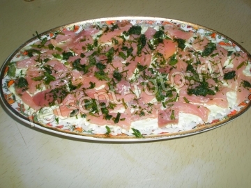 Салат "Суши" с красной рыбой, рисом и васаби