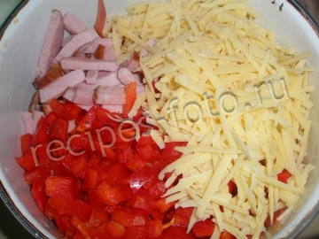 Салат "Сытный" с ветчиной, сыром и болгарским перцем