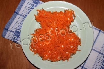 Салат "Тигренок" с куриной печенью слоями