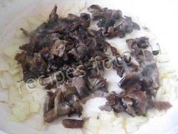 Салат "Восторг" с корейской морковью и курицей