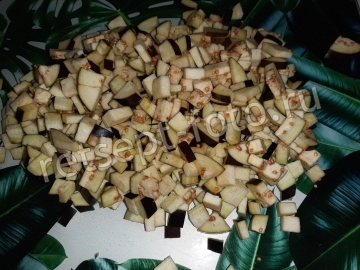Салат из баклажан с яблоками на зиму