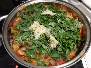 Салат из баклажан с яблоками на зиму