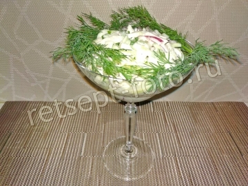 Салат из кальмаров с огурцами