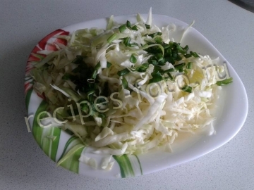 Салат из капусты с корейской морковью