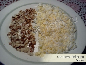 Салат из моркови с творогом и с йогуртом
