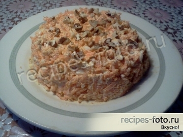 Салат из моркови с творогом и с йогуртом