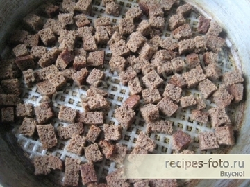 Салат из морской капусты с яйцами и колбасой без майонеза